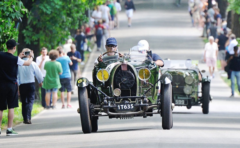 Classic cars take on Italy’s 1000 Miglia