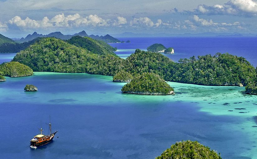 Discover the jewel of the Coral Triangle